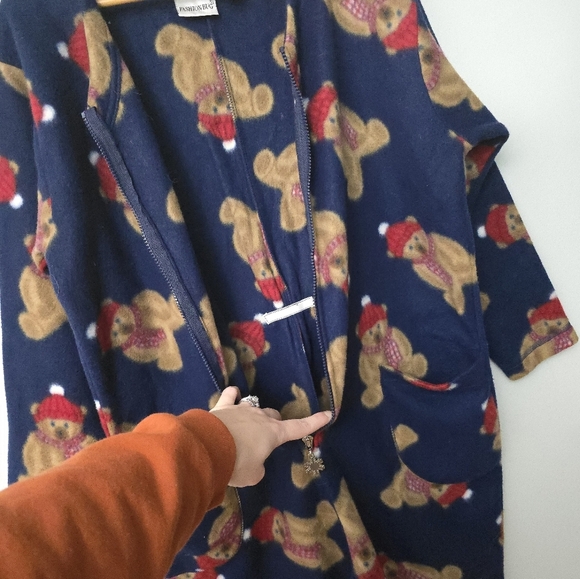 Fashion Bug Bear One Piece Fleece Jogger Pajamas Womens M Half Zip Oversized - Picture 6 of 11